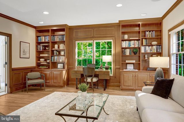 8014 GREENWICH WOODS DR, Mclean, VA 22102