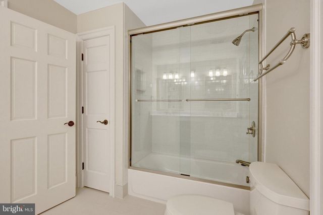 8014 GREENWICH WOODS DR, Mclean, VA 22102