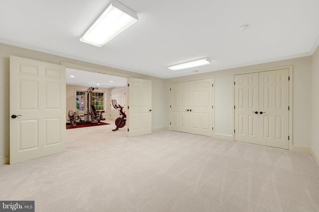 8014 GREENWICH WOODS DR, Mclean, VA 22102