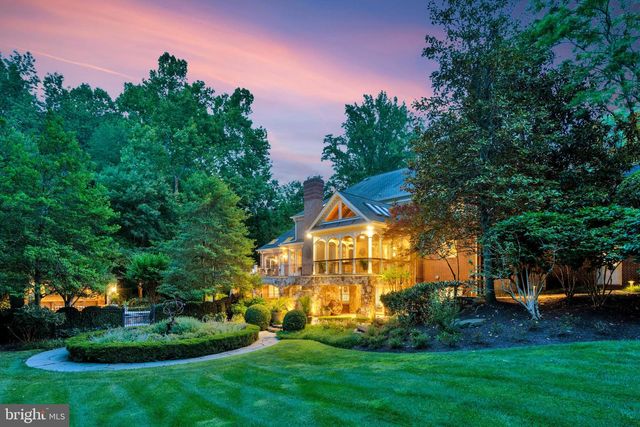 8014 GREENWICH WOODS DR, Mclean, VA 22102