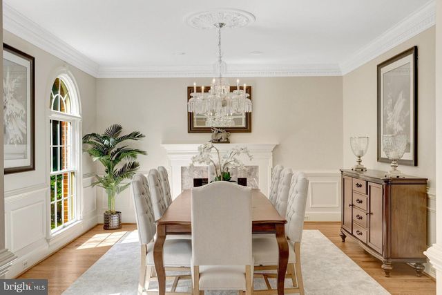 8014 GREENWICH WOODS DR, Mclean, VA 22102