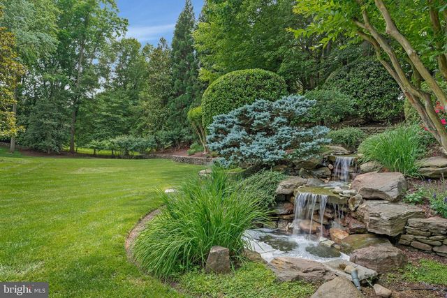 8014 GREENWICH WOODS DR, Mclean, VA 22102