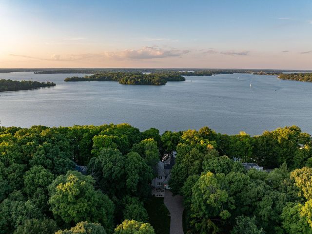 6306 Maple Ridge, Excelsior, MN 55331