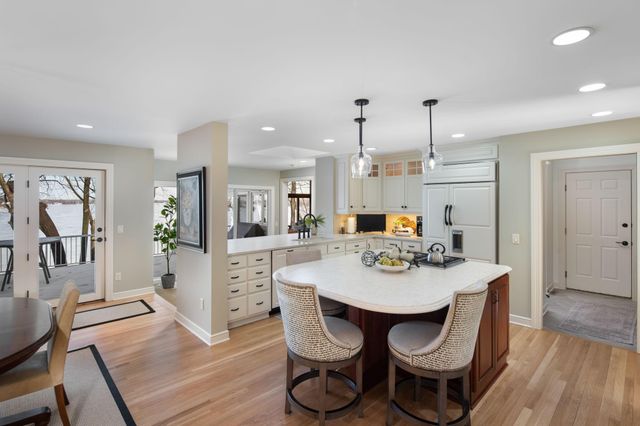 6306 Maple Ridge, Excelsior, MN 55331