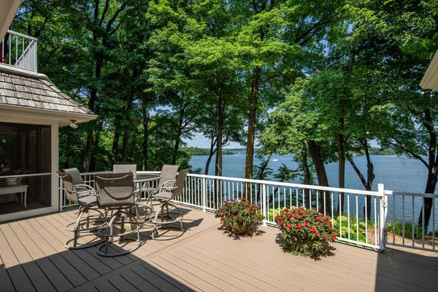 6306 Maple Ridge, Excelsior, MN 55331