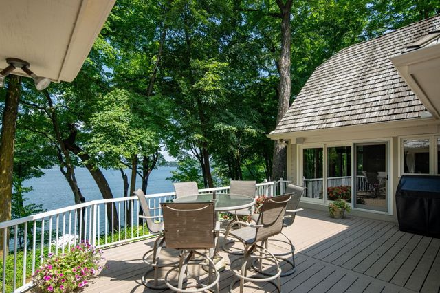 6306 Maple Ridge, Excelsior, MN 55331