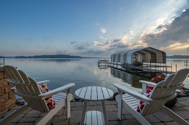 6306 Maple Ridge, Excelsior, MN 55331