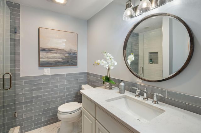 6306 Maple Ridge, Excelsior, MN 55331