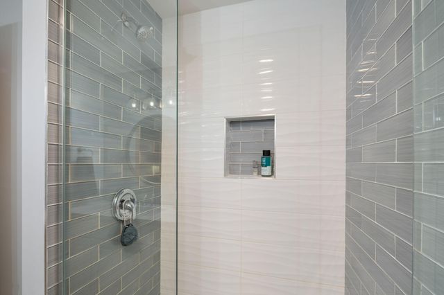 6306 Maple Ridge, Excelsior, MN 55331