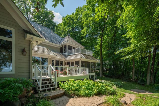 6306 Maple Ridge, Excelsior, MN 55331