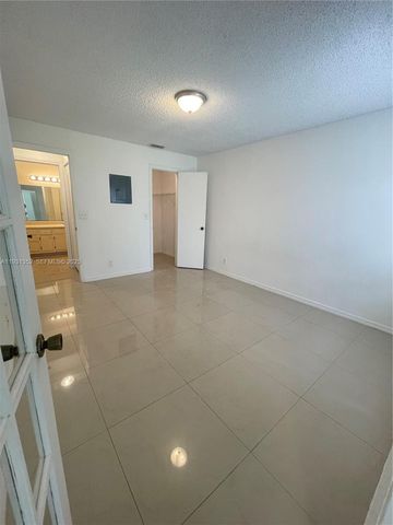 3370 N Pinewalk Dr N 1216, Margate, FL 33063