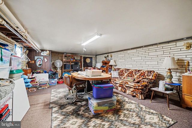 813 MAIN ST, Lykens, PA 17048