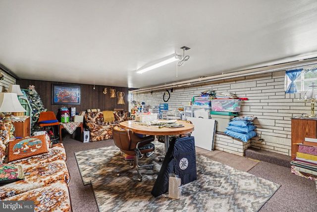 813 MAIN ST, Lykens, PA 17048