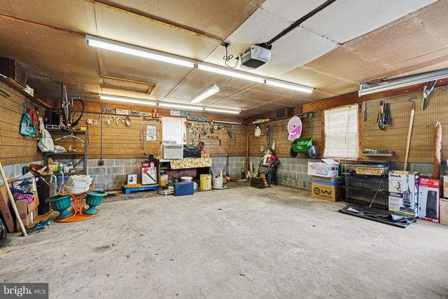 813 MAIN ST, Lykens, PA 17048