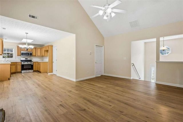 208 Albert Lane, Jefferson, GA 30549