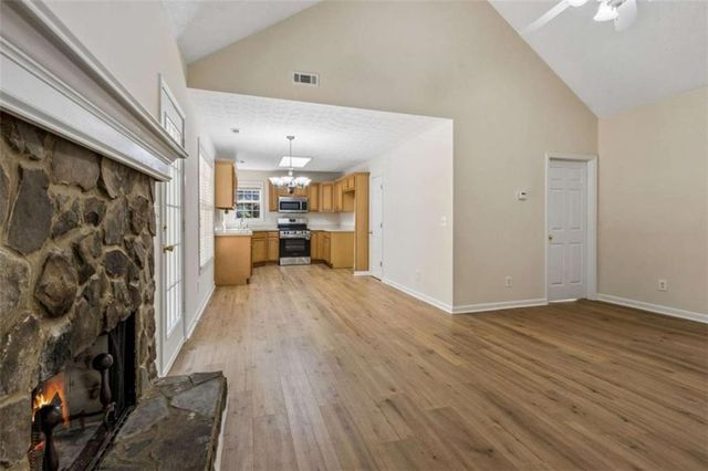208 Albert Lane, Jefferson, GA 30549