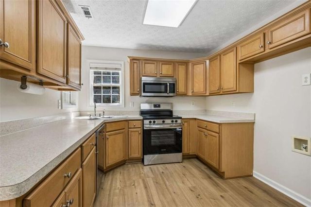 208 Albert Lane, Jefferson, GA 30549