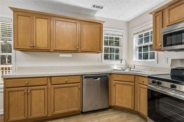 208 Albert Lane, Jefferson, GA 30549