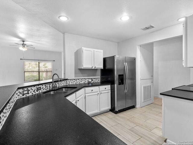 5430 Vista Court, San Antonio, TX 78247