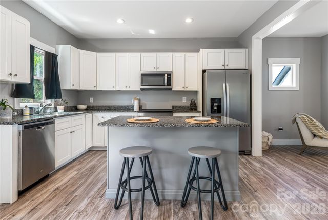 35 Alice Clement Lane, Asheville, NC 28803