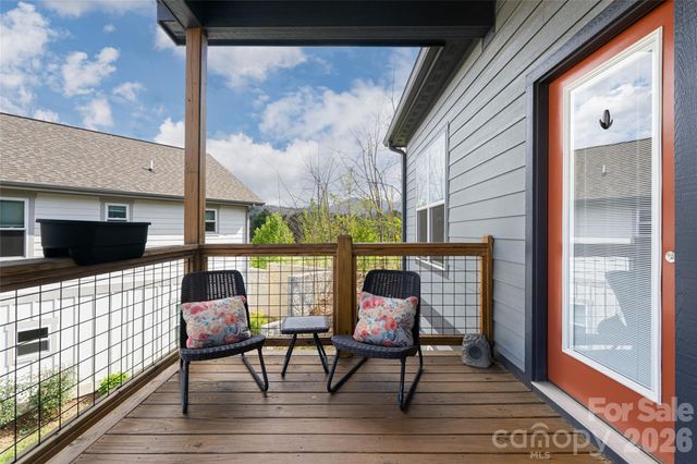 35 Alice Clement Lane, Asheville, NC 28803