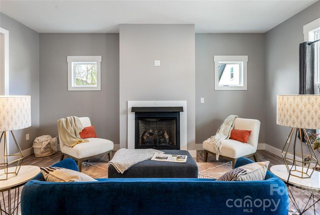 35 Alice Clement Lane, Asheville, NC 28803