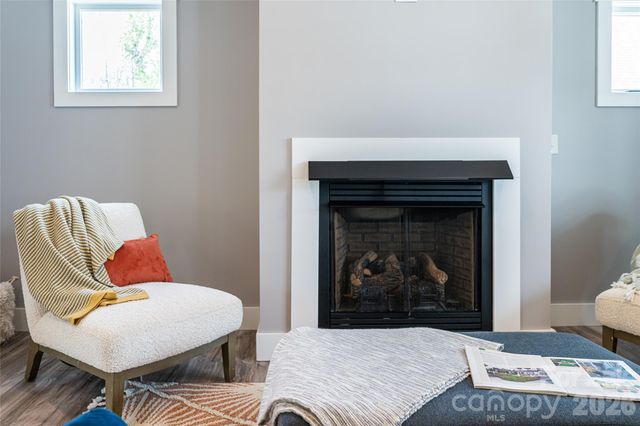 35 Alice Clement Lane, Asheville, NC 28803