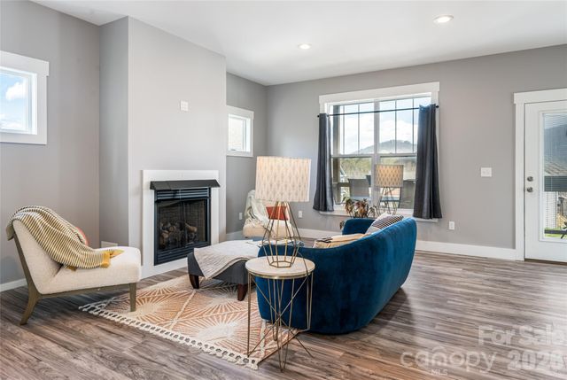 35 Alice Clement Lane, Asheville, NC 28803