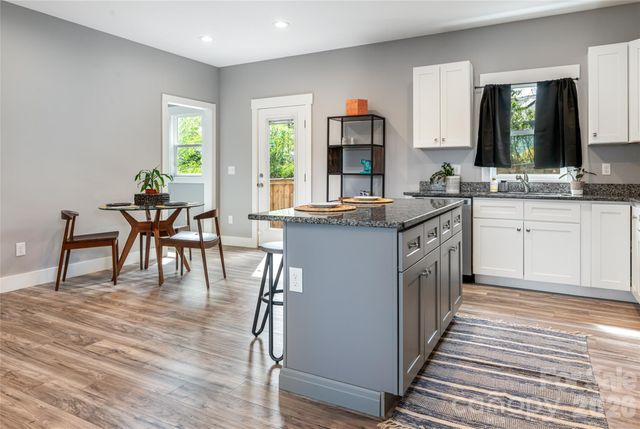 35 Alice Clement Lane, Asheville, NC 28803