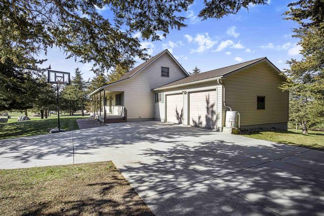 S4395 Cedarberry Lane, Baraboo, WI 53913