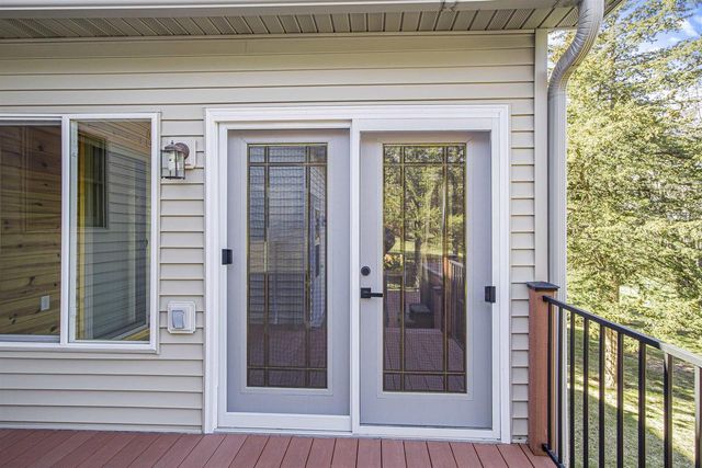 S4395 Cedarberry Lane, Baraboo, WI 53913