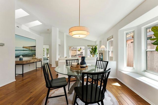 1721 Corte Viejo, Oceanside, CA 92056
