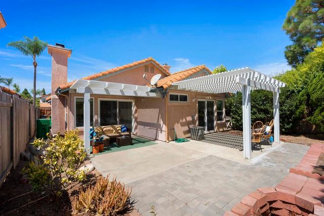 1721 Corte Viejo, Oceanside, CA 92056