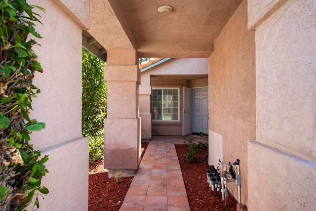 1721 Corte Viejo, Oceanside, CA 92056