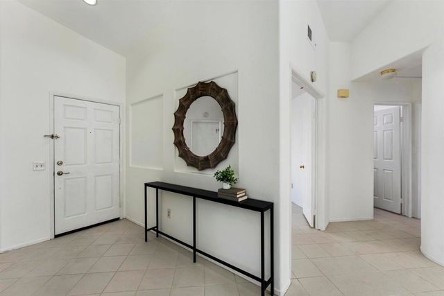 1721 Corte Viejo, Oceanside, CA 92056