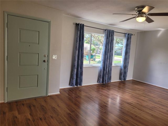 13705 JAMAICA DRIVE, Seminole, FL 33776