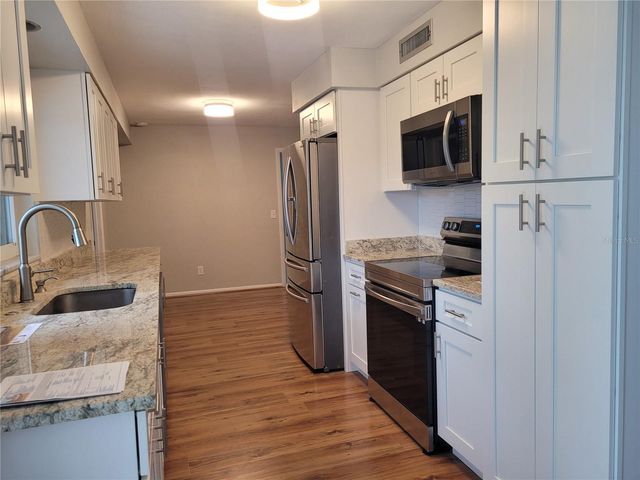 13705 JAMAICA DRIVE, Seminole, FL 33776