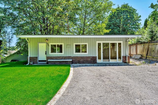 5700 212th Street SW, Mountlake Terrace, WA 98043