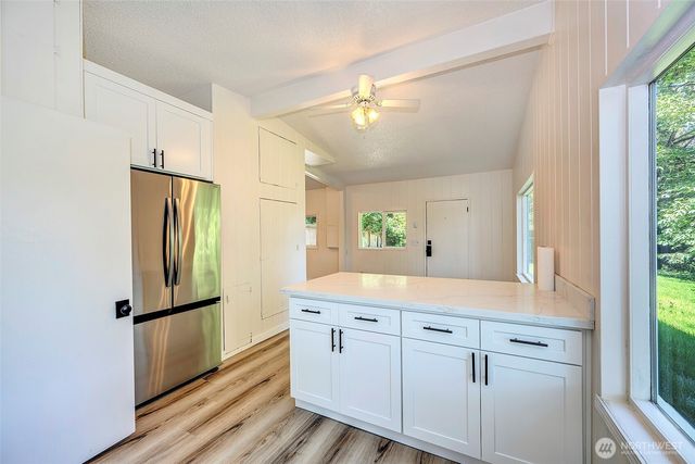 5700 212th Street SW, Mountlake Terrace, WA 98043