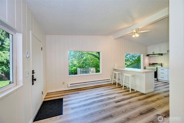 5700 212th Street SW, Mountlake Terrace, WA 98043