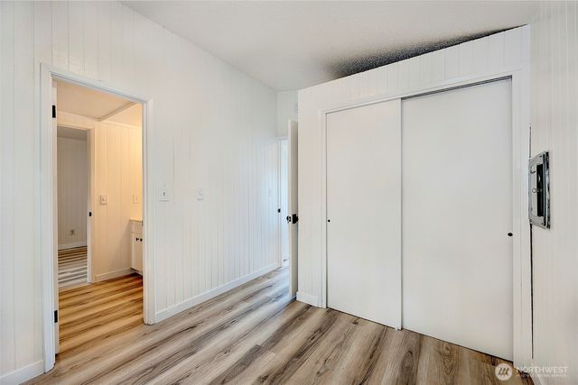 5700 212th Street SW, Mountlake Terrace, WA 98043