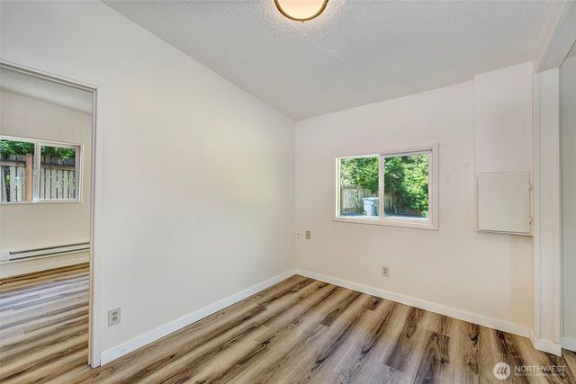 5700 212th Street SW, Mountlake Terrace, WA 98043