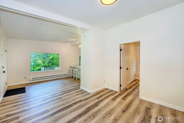 5700 212th Street SW, Mountlake Terrace, WA 98043