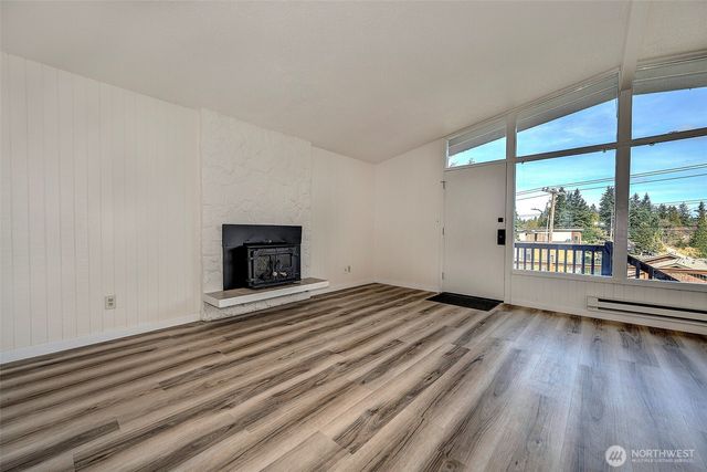 5700 212th Street SW, Mountlake Terrace, WA 98043