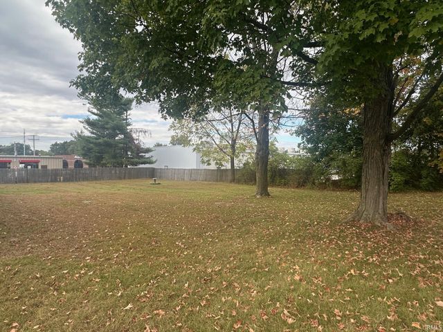 19669 Burke Street, South Bend, IN 46637