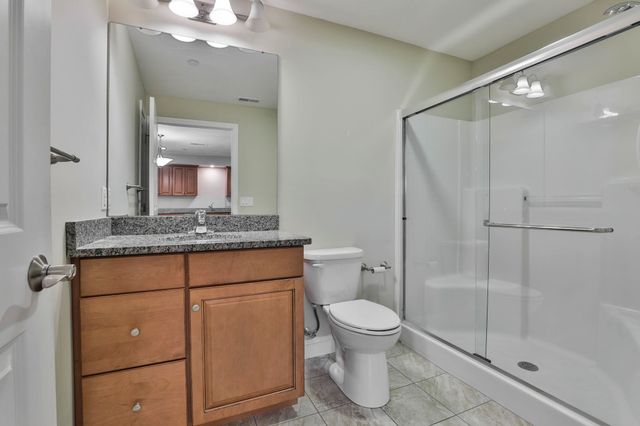 3 Abby Ln Apt 1, Milford, NH 03055