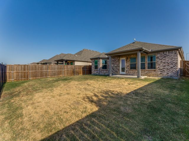 620 Bronze Forest Drive, Fort Worth, TX 76131