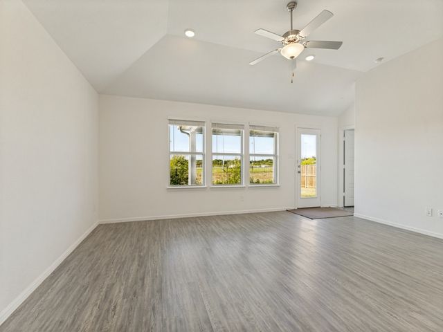 620 Bronze Forest Drive, Fort Worth, TX 76131
