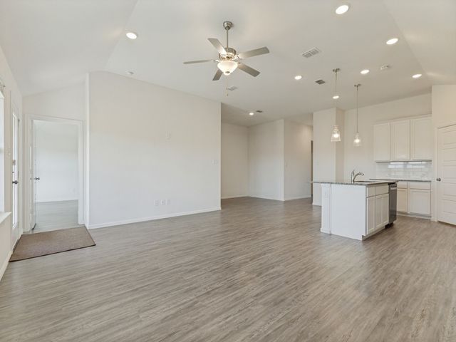 620 Bronze Forest Drive, Fort Worth, TX 76131