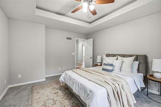 1245 Mockingbird Lane, Liberty, MO 64068